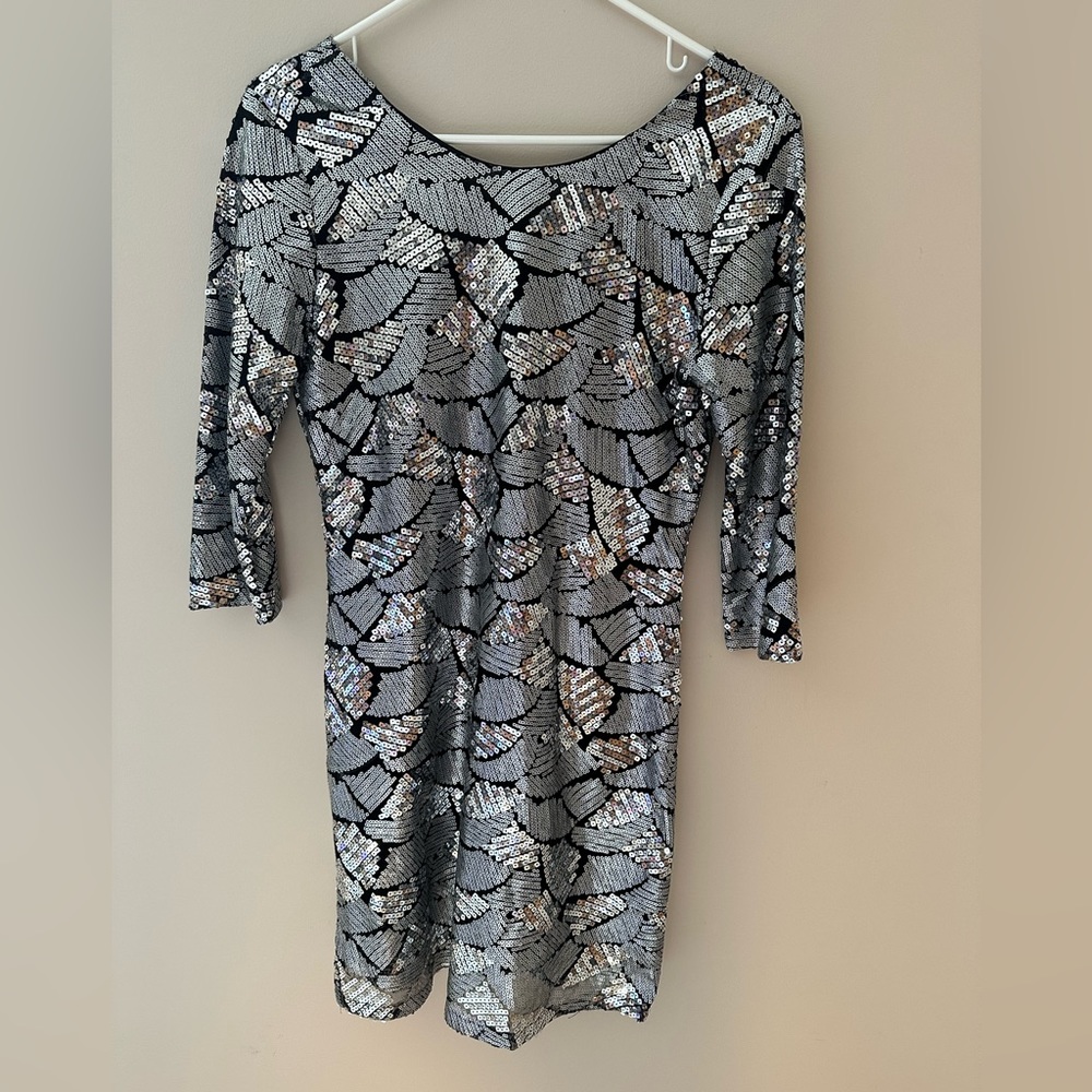 Body BL Language Long Sleeve Sequin Dress